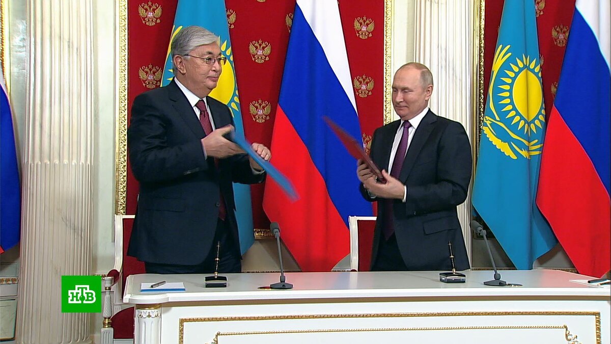    Обнялись по-дружески: как прошли переговоры Путина и Токаева