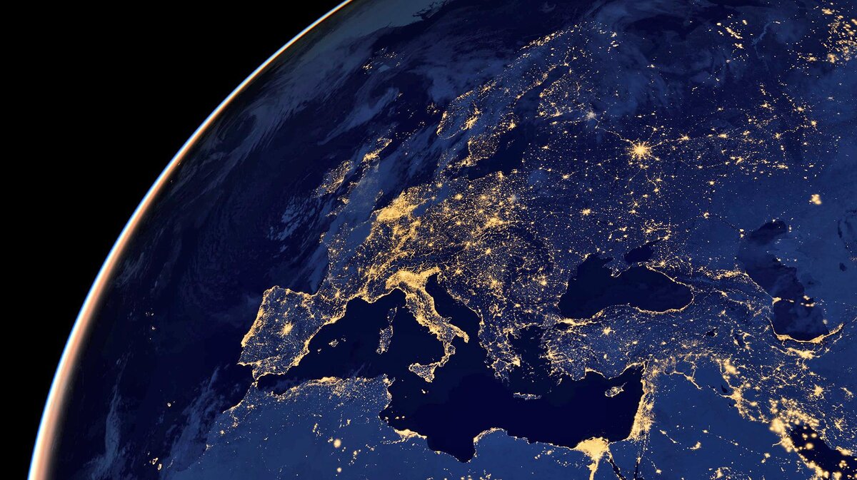 Иллюстрация из https://wallhere.com/ru/wallpaper/1435393 