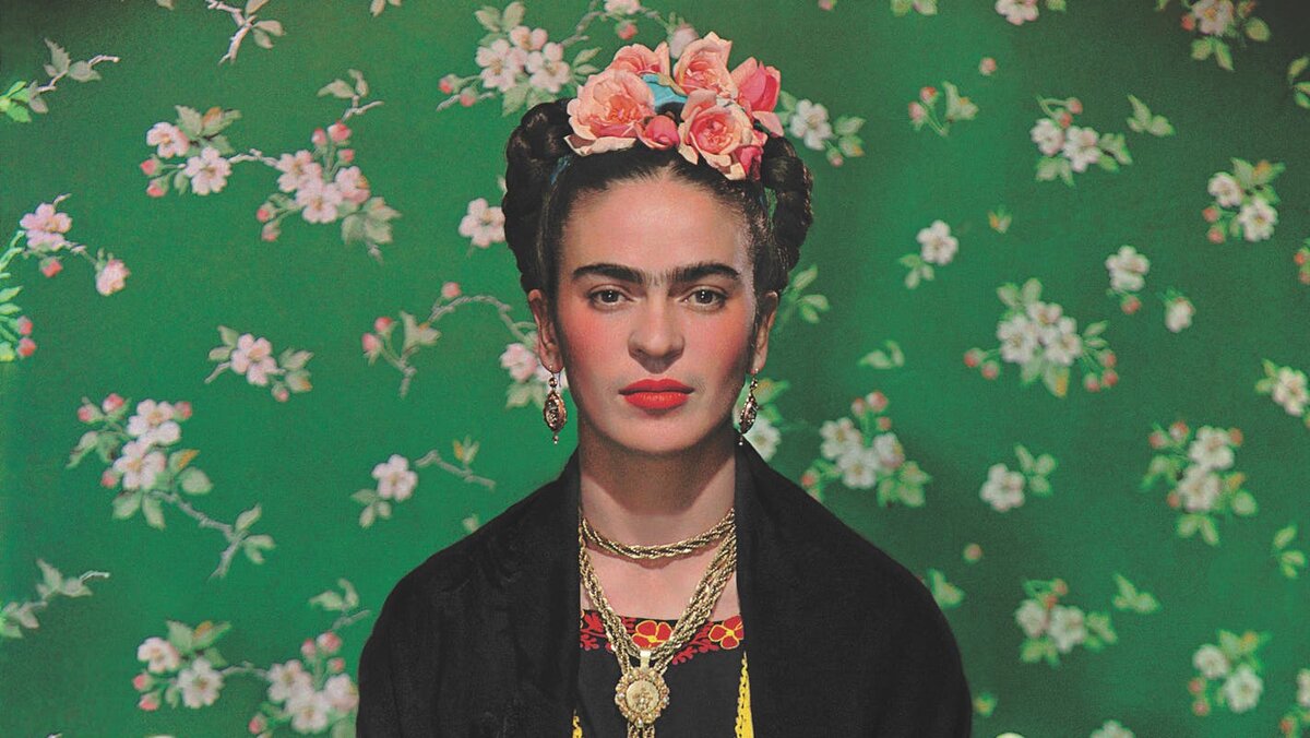 Магдале́на Ка́рмен Фри́да Ка́ло Кальдеро́н(1907-1954) - мексиканская художница и коммунистка. 