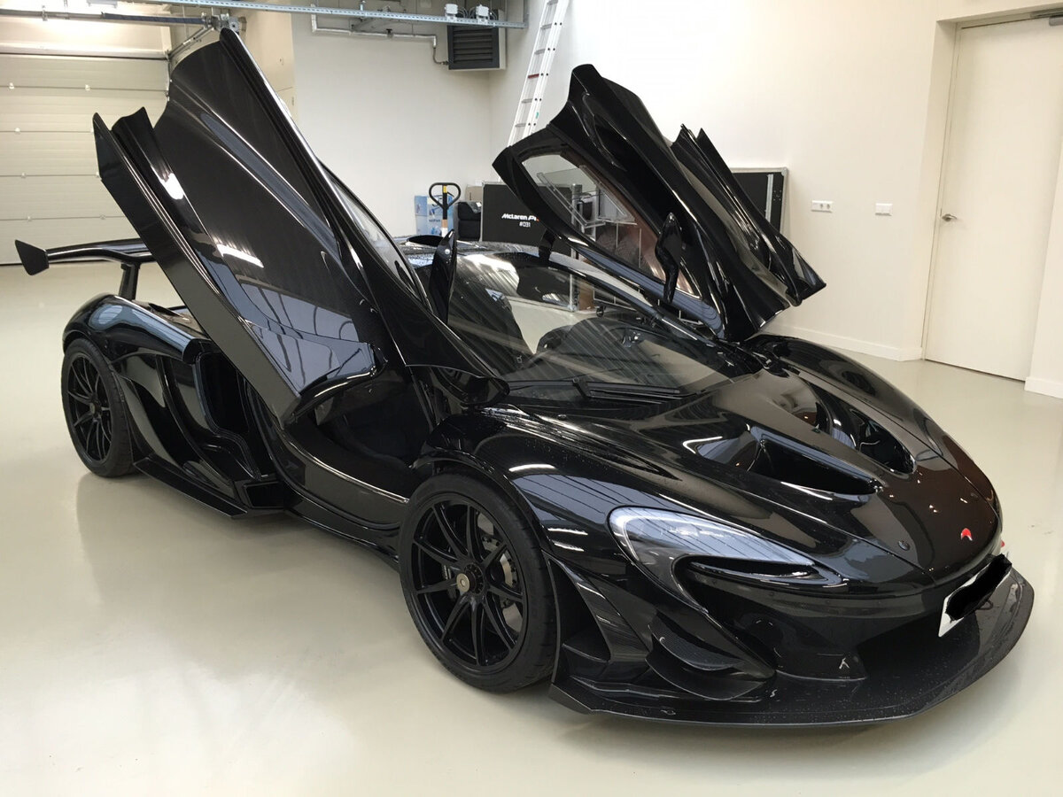 Спорткар MCLAREN p1 GTR