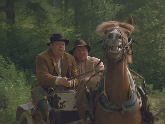 Кадр из фильма "За спичками"