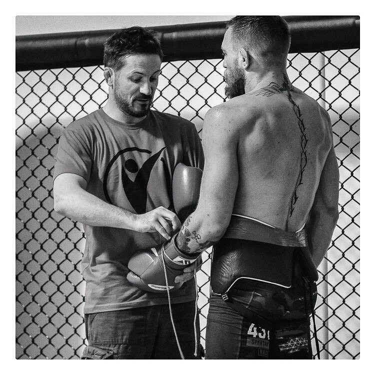 Предвзятый спорт дзен. МАКГРЕГОР fast. Тим МАКГРЕГОР. Тренировки МАКГРЕГОР фаст. Хьюго МАКГРЕГОР.