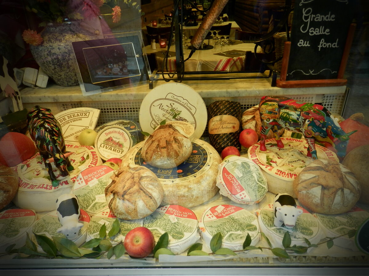 Французские сыры и не снились советским гражданам.