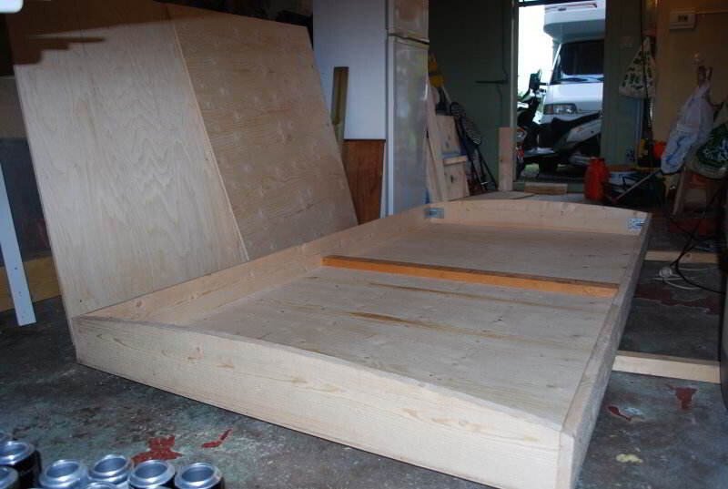 Коркас солнечного коллектора