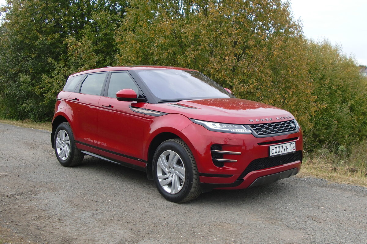 Range Rover Evoque красный с бантиком