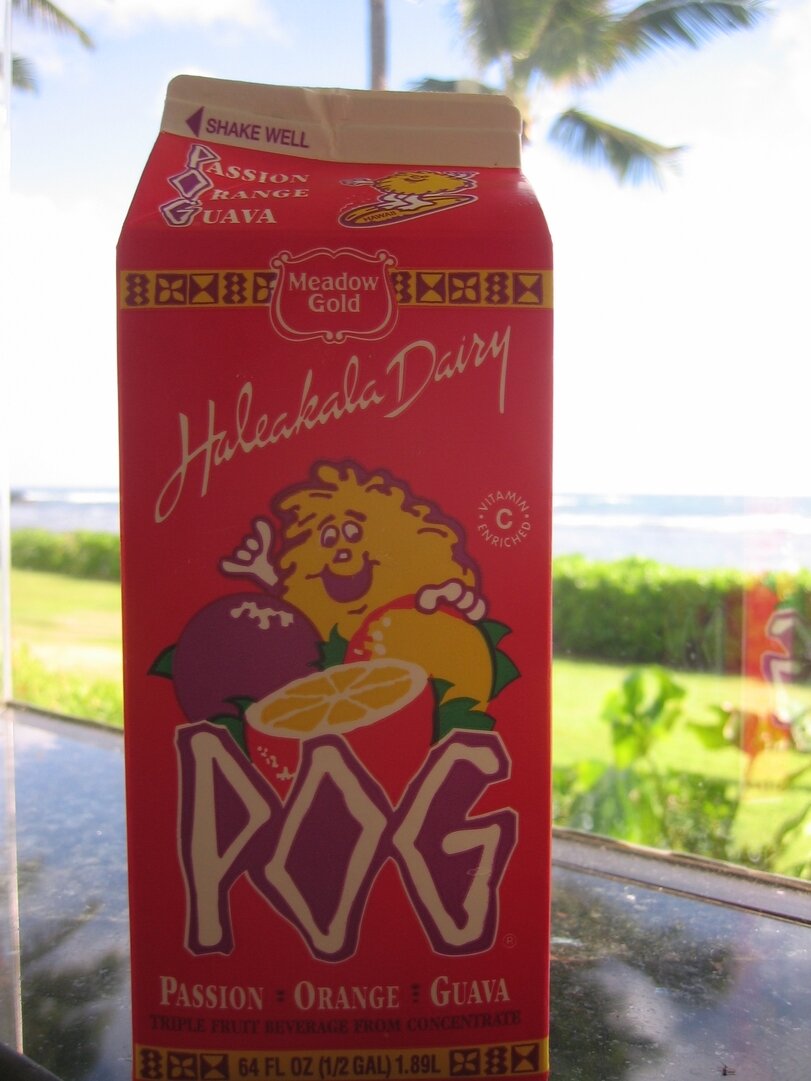 А вот вам и упаковка сока со ставшей знаменитой аббревиатурой POG. Фотография с сайта joyreactor.cc