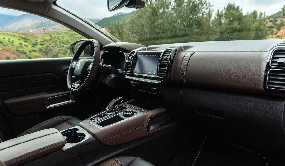 Космолет какой то