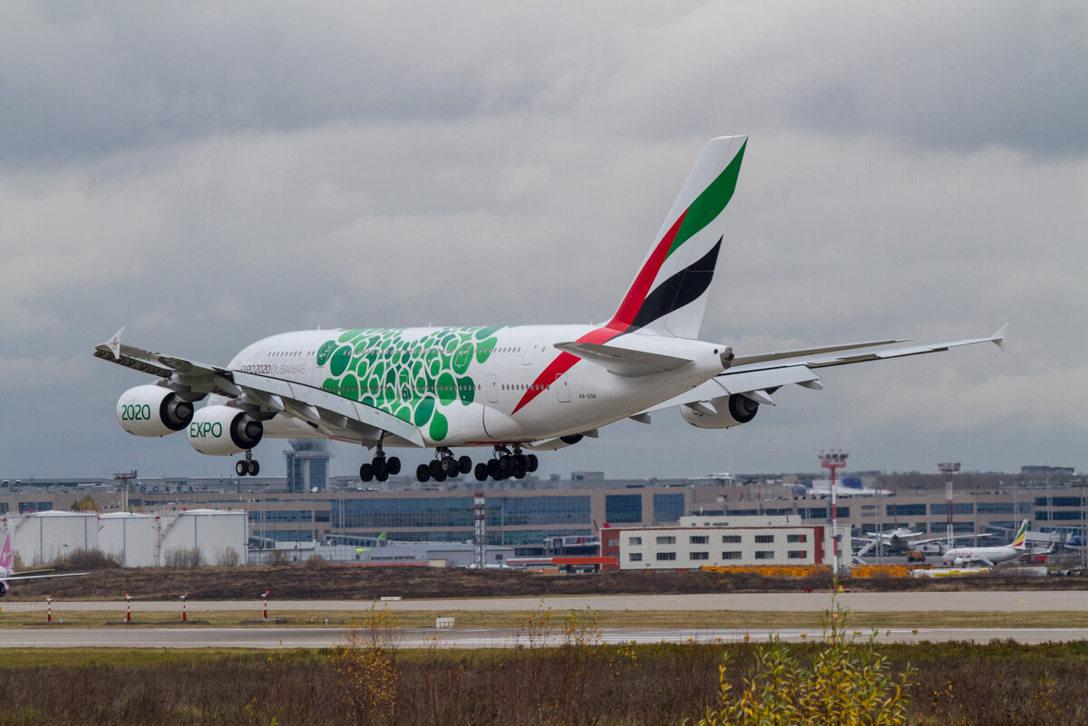 Иллюминатор Emirates a380