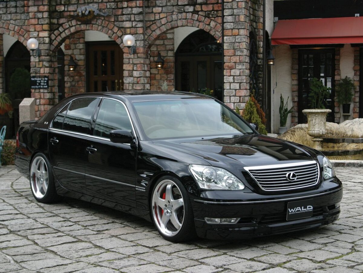 Lexus LS430 3 поколения 