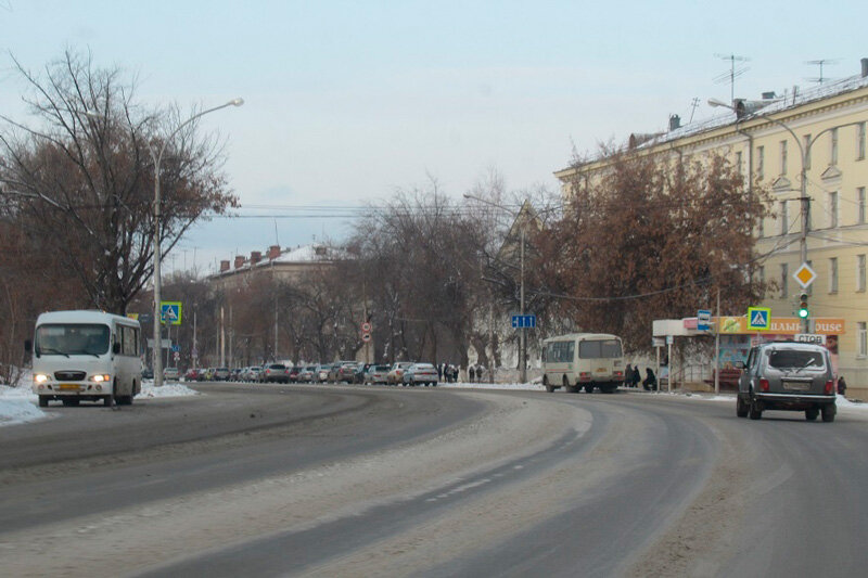 Автовокзал каменск уральский. Автовокзал Каменск-Уральский МТС.