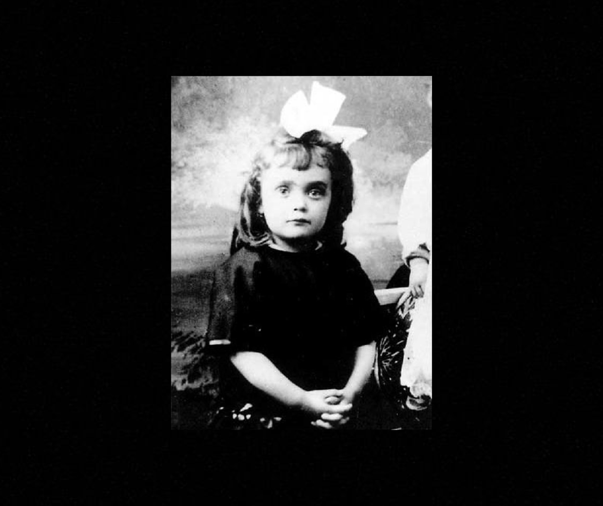 Эдит Пиаф. Детство