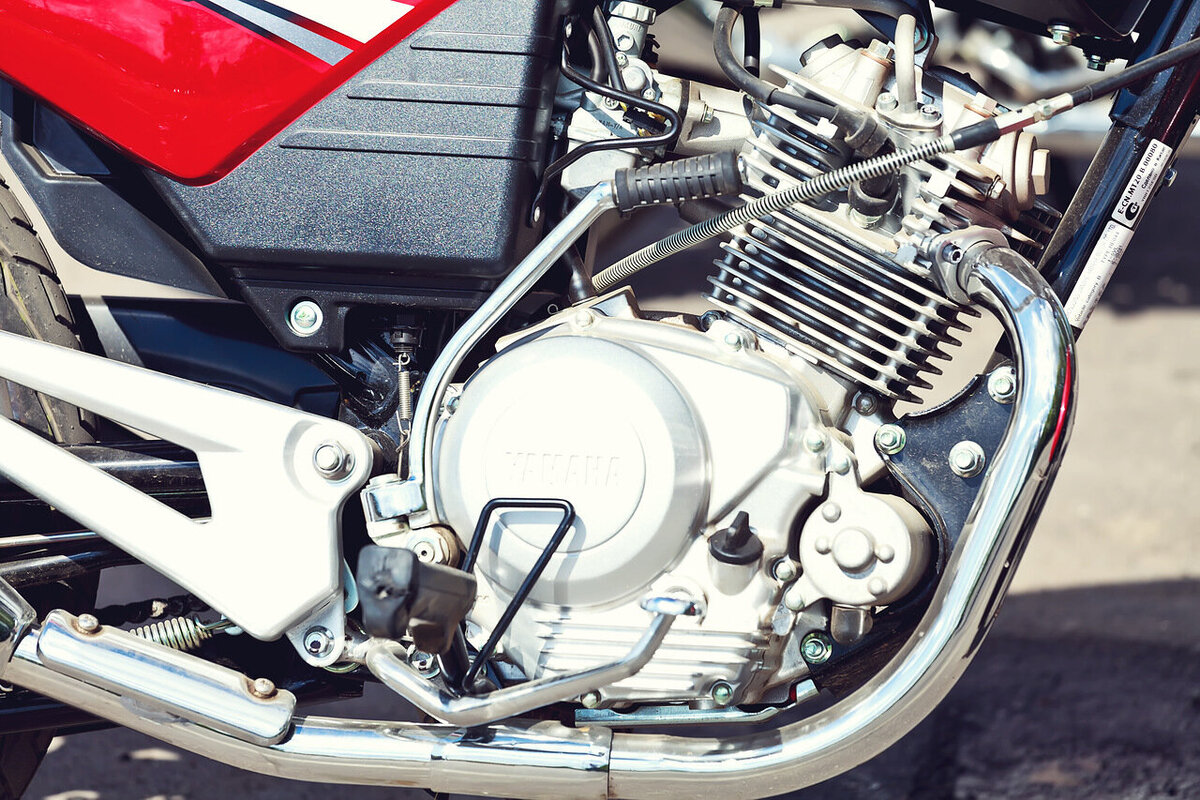 Мотоцикл Ямаха ЮБР 125.