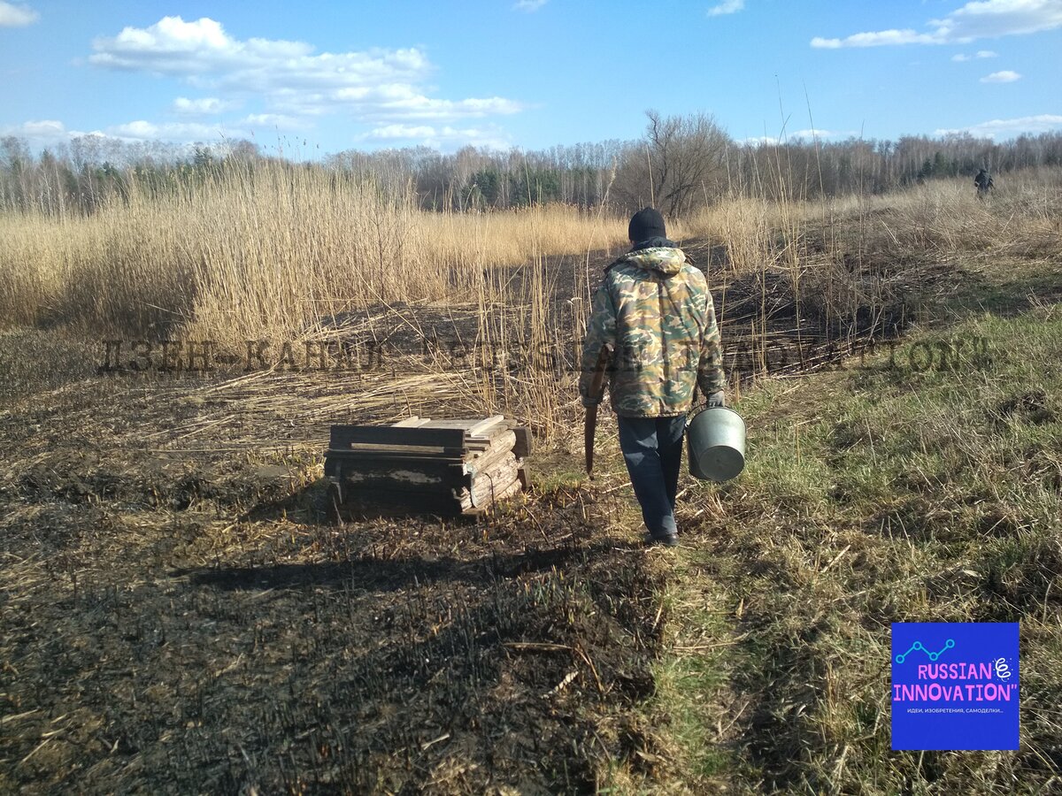 Пьем воду из колодца, потому что вода из скважины оказалась непригодна для питья