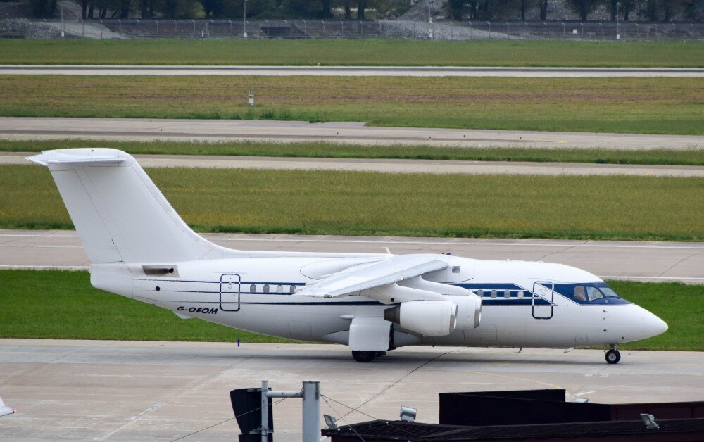 BAE 146 SERIES 100A, G-OFOM в аэропорту Сочи