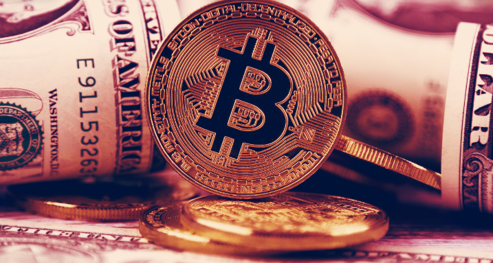 BITCOIN ДОСТИГАЕТ НОВЫХ ВЫСОТ