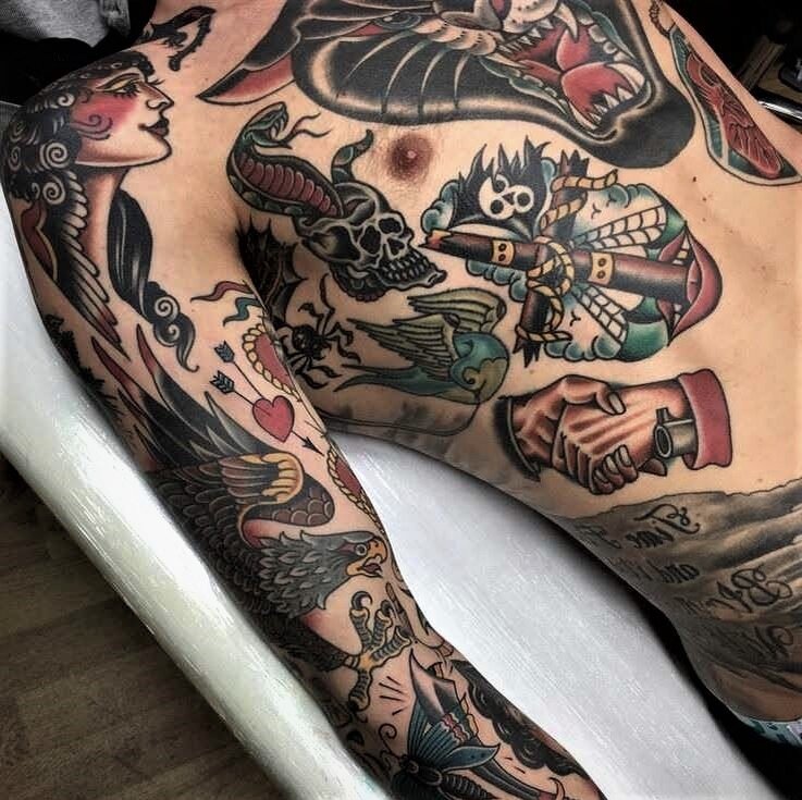 Татуировки в стиле олд скул