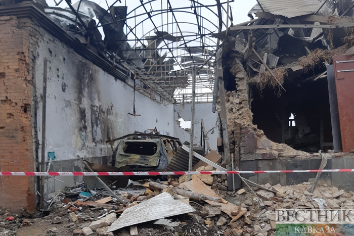 Разрушения в Гяндже после обстрелов артиллерии Армении