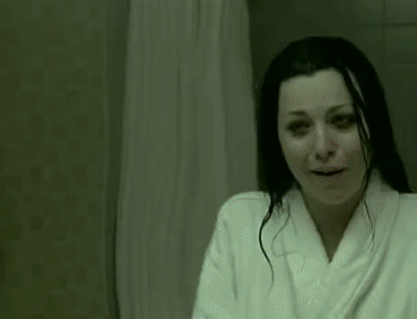 Кадр из клипа Evanescence "Everybody's Fool"