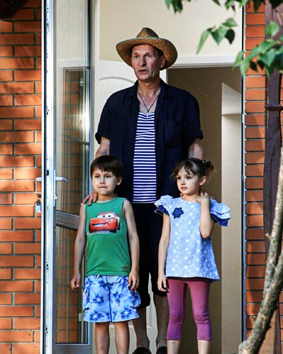 Вика и Никита на съемках (источник: instagram.com/anna_polishchyk)