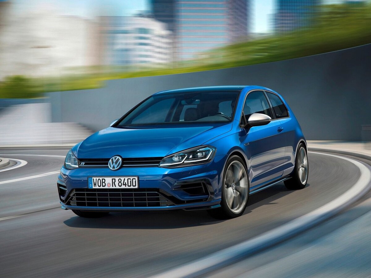 Volkswagen Golf R 