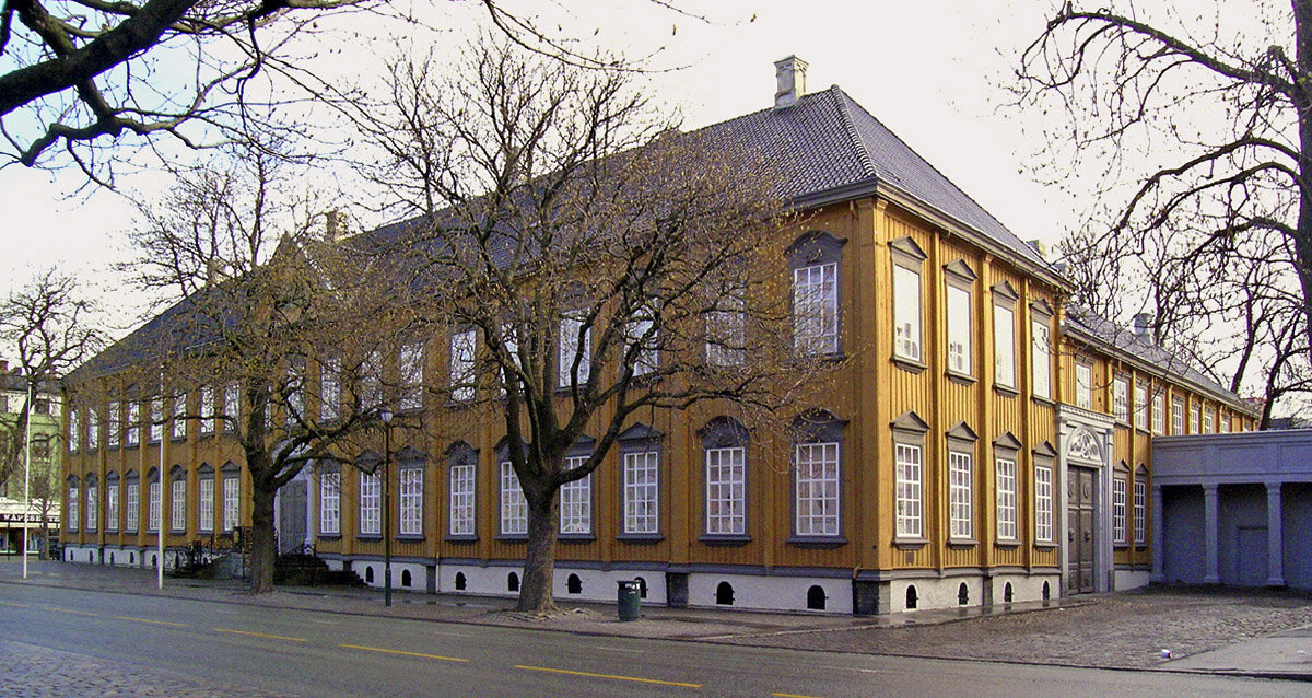 Королевская резиденция Stiftsgården в Тронхейме, Норвегия