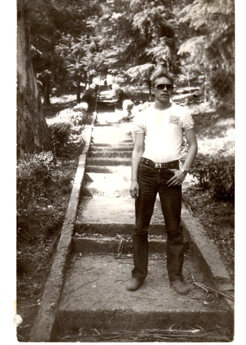 Наш папа Костылев Валерий Иванович.