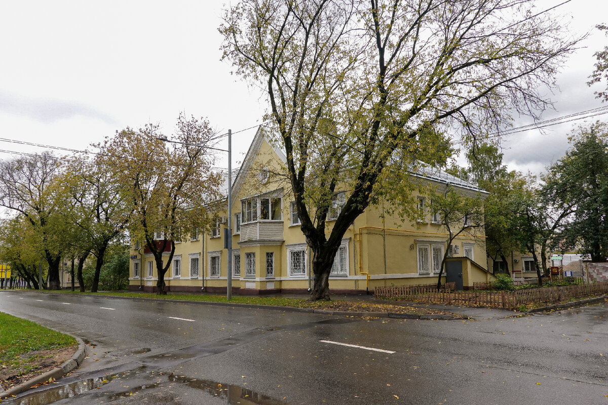 Самый необычный жилой район в Москве, где время остановилось, больше  похожий на далекий провинциальный городок | Самый главный путешественник |  Дзен