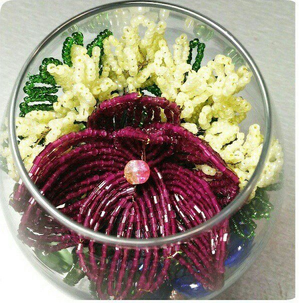 Орхидея в вазе