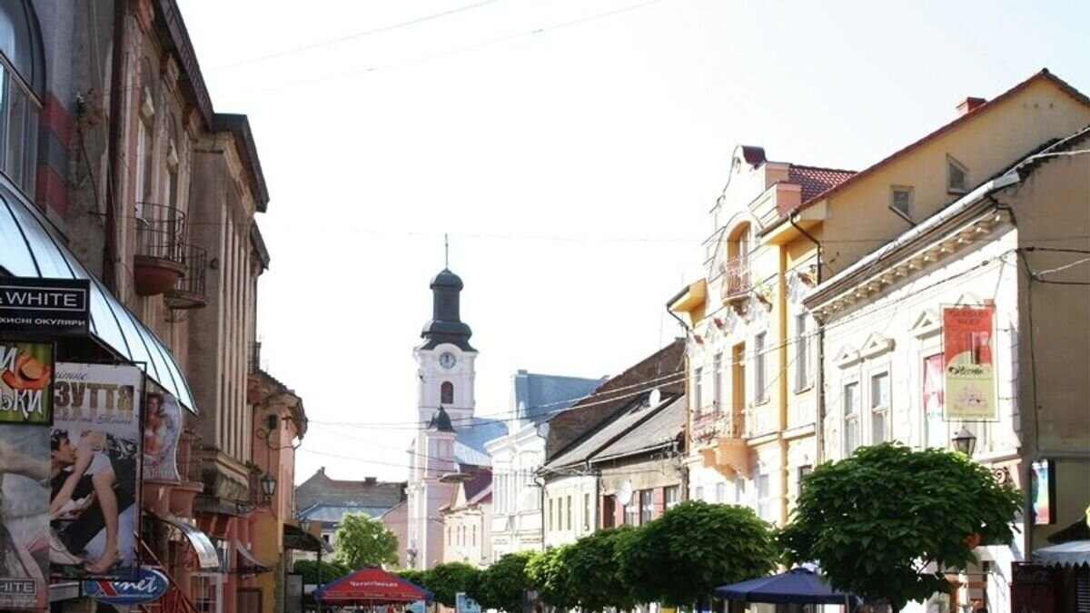    Город Ужгород© Фото : Водник