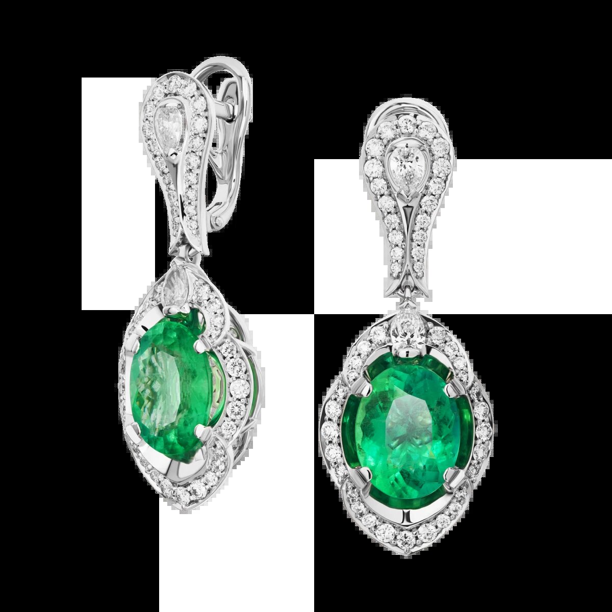 На фото: Кольцо и серьги с бразильскими изумрудами