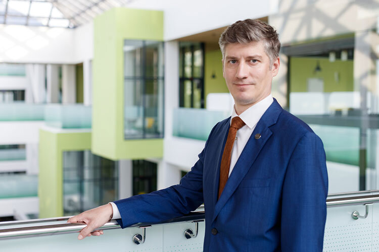    Кирилл Семенихин: «У нас сегодня 18 лабораторий и 9 научных центров. Они все возникли из реальных коммерческих проектов»