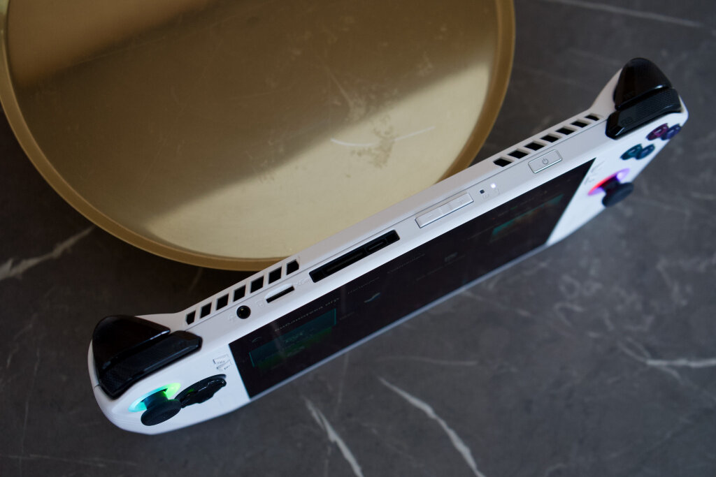    Asus ROG Ally