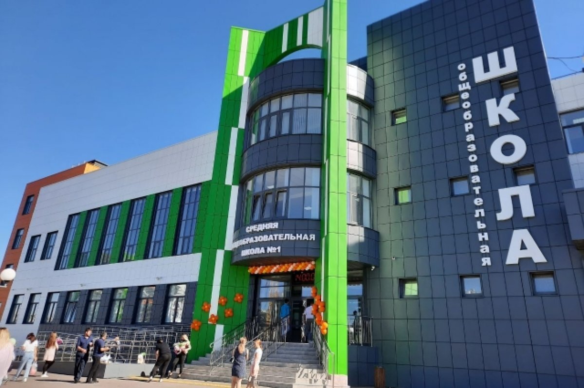    В Спутнике открыли самую большую школу в ПФО