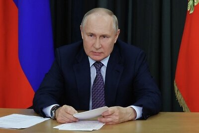    Президент РФ Владимир Путин проводит в режиме видеоконференции заседание Российского организационного комитета "Победа". ©Михаил Климентьев РИА Новости