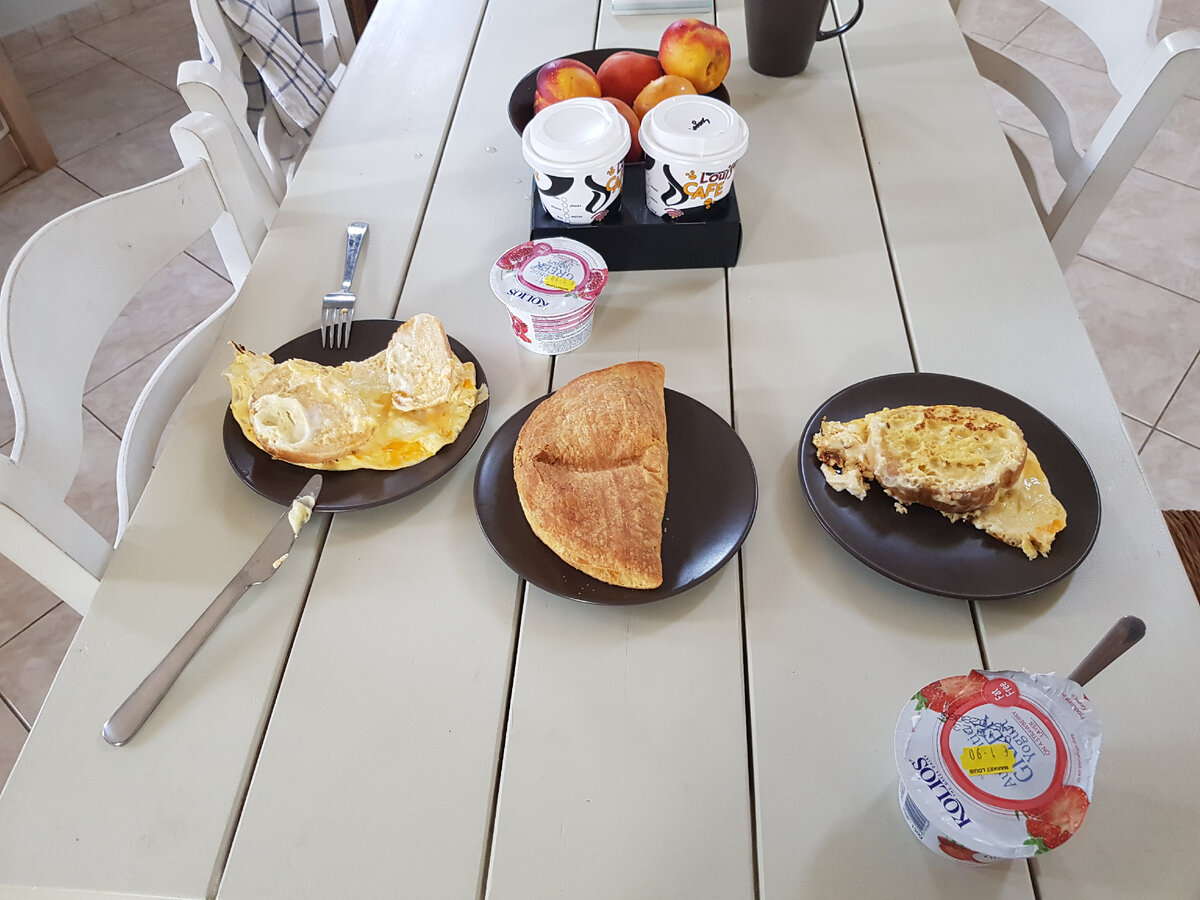 Завтрак в мельнице. Монолития, Санторини