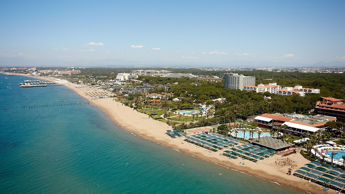 Курортная зона Кадрийе в сторону Антальи