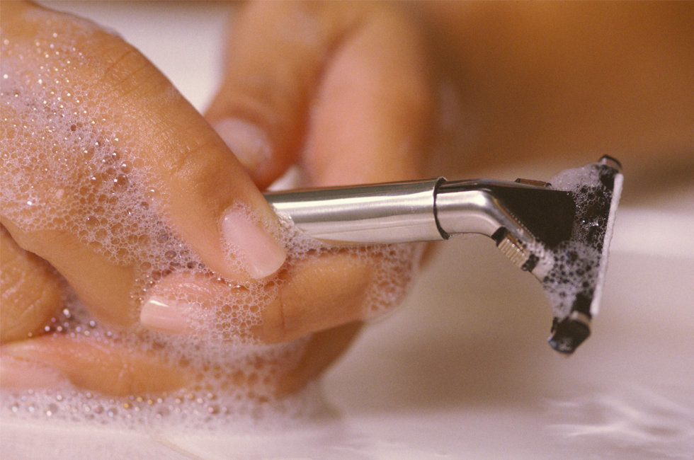 Как убрать волосы с половых губ — блог клиники Platinum Laser