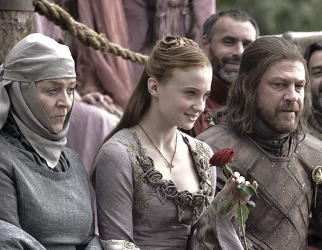 Санса Старк в центре