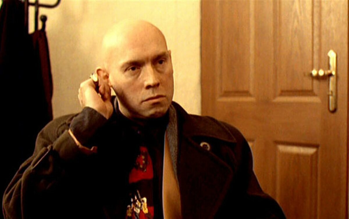 Виктор Сухоруков в роли Татарина в фильме "Брат".Фото из свободного пользования.