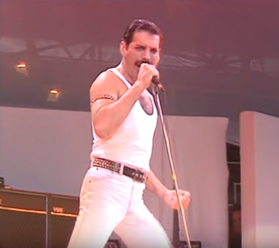Фредди Меркьюри на концерте Live Aid