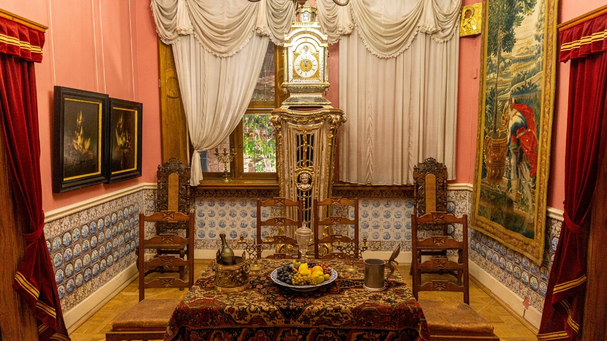 Doors roblox комнаты. тарханы лермонтов внутри. летний дворец петра 1 в санкт-петербурге внутри. пиццерия фредди комната охранника. 1 первая комната.