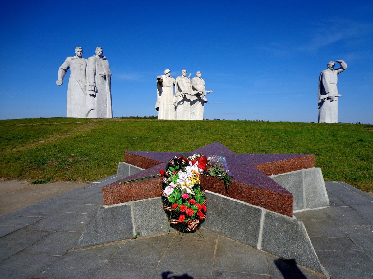 Памятник героям-панфиловцам