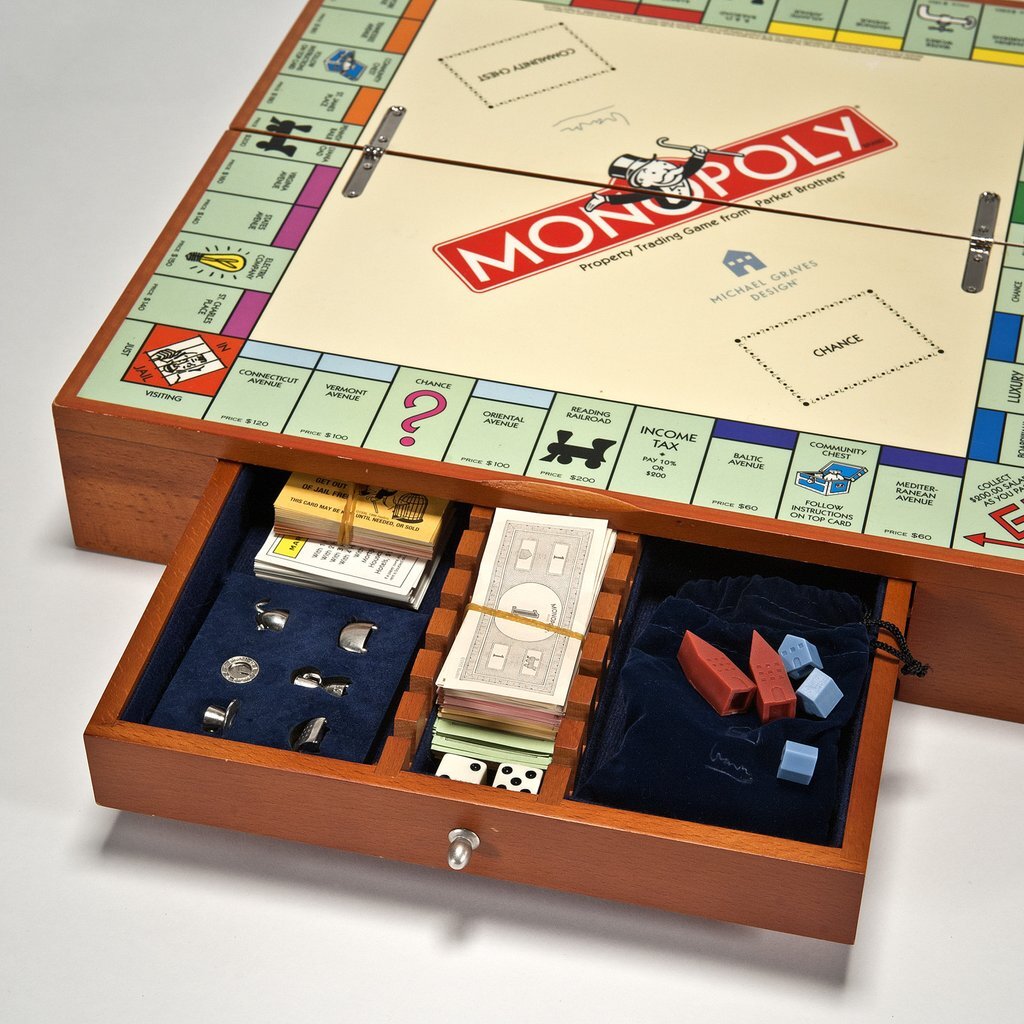 Самая популярная настольная. Монополия по Джоджо. Jenga Monopoly. Monopoly Wooden Box. Монополия Дженга.