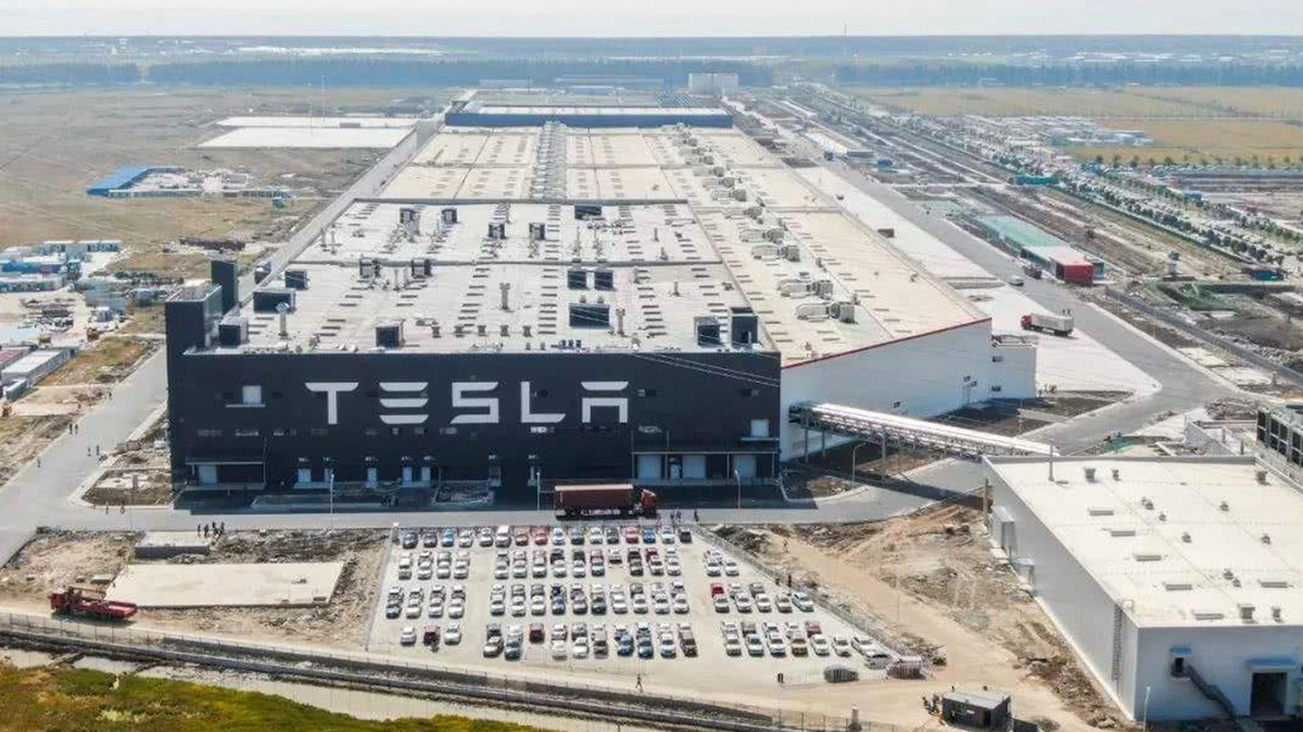 Гигафабрика Tesla в Шанхае