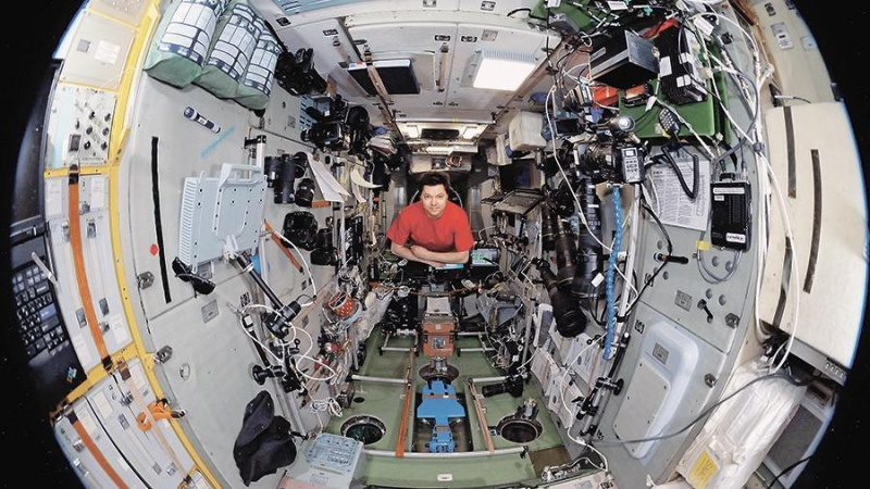 На МКС, где системы жизнеобеспечения жизненно важны (фото с сайта https://www.atomic-energy.ru)