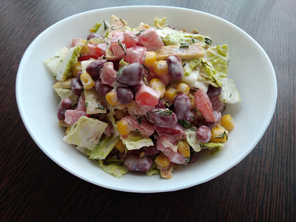 Очень вкусный салат из простых ингредиентов за 10 минут!