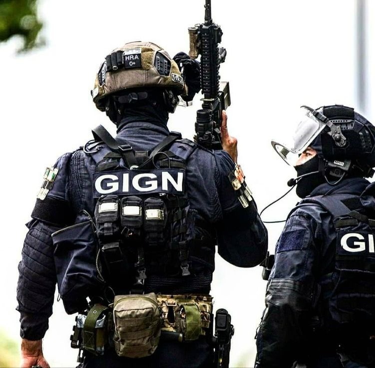 Оперативник группы GIGN