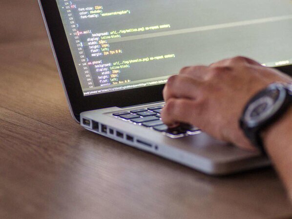 Яндекс.ДиректНовый стильный цвет устройстваIQOSУчим язык Python для крутых игр