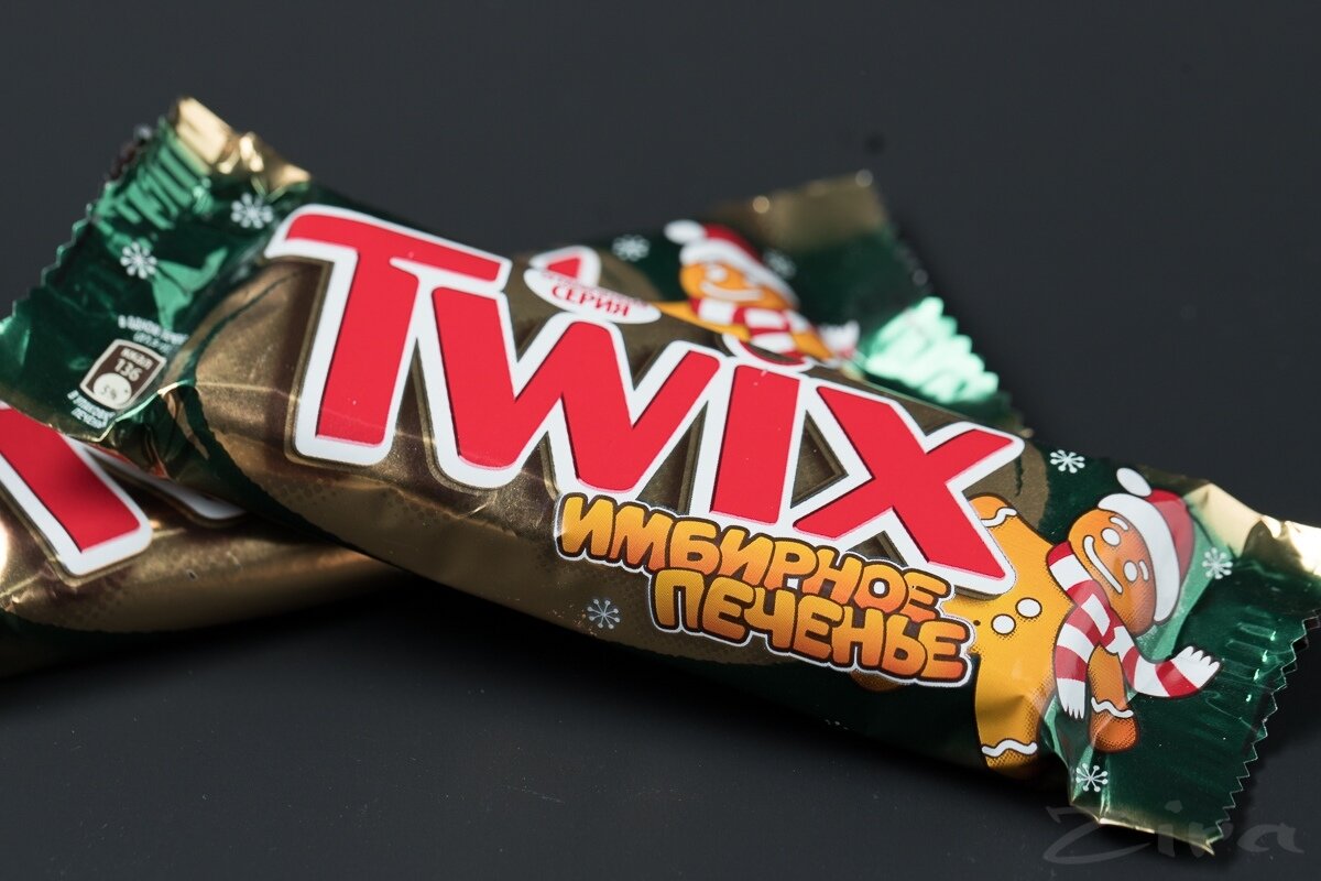 Twix. Шоколадные батончики. Twix упаковка. Твикс вкусы. Твикс Старая упаковка.