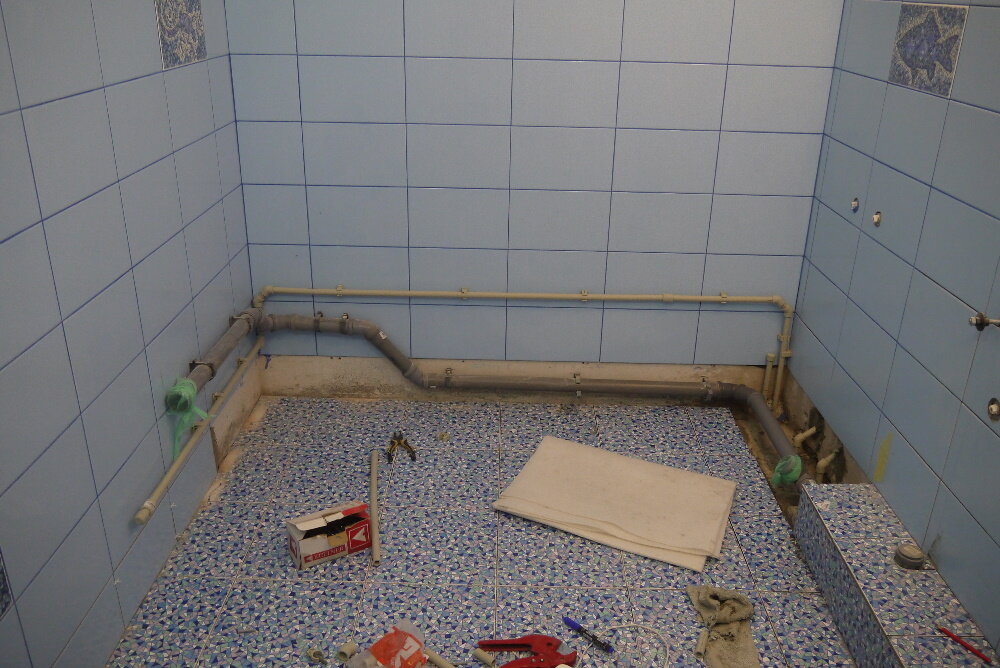 Коммуникации в ванной комнате